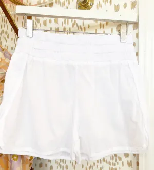 White Kitty Short